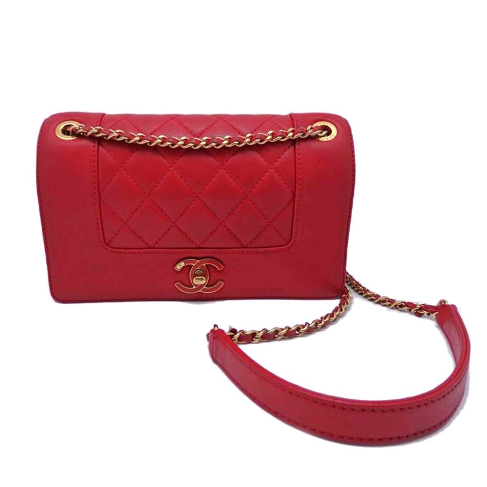 Chanel Turn Lock Lamb Chain Shoulder Bag Black